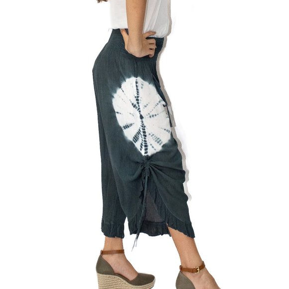 Solid High Low Flared Ruffled Printed Pant - Picture 2 of 4